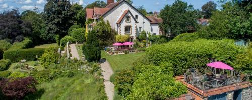 Agroturismo Chulmleigh Chateau Sleeps 24 Pool Wifi