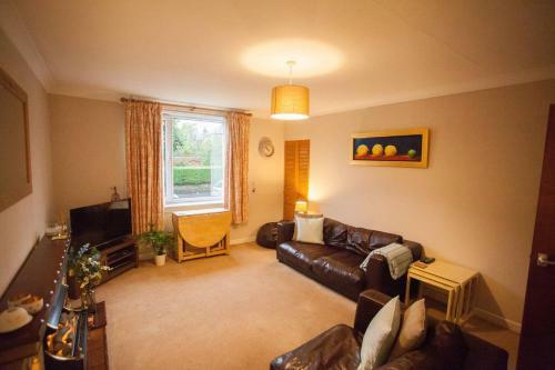 Welcoming 2 Bedroom Apartment
