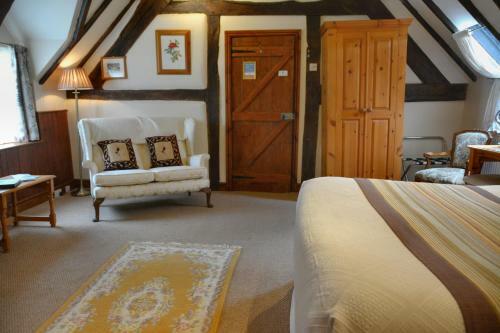 Posada The Crown Country Inn