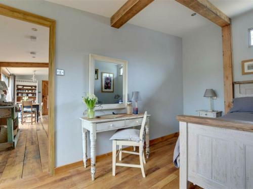 Beautiful Holiday Home In Pluckley Kent With Bbq