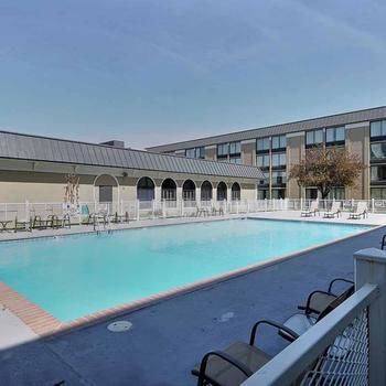 Hotel Quality Inn Airport/graceland