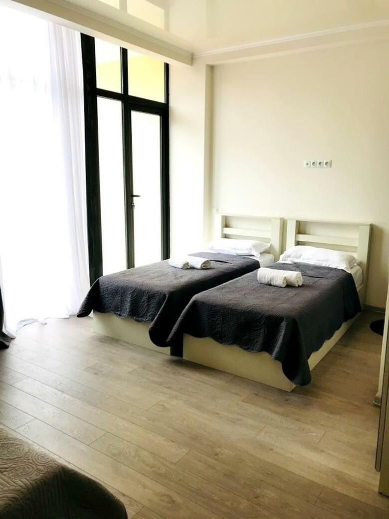 Albergue Hotel 24