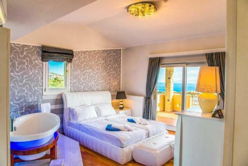 Katsikia Villa Sleeps 8 Air Con Wifi