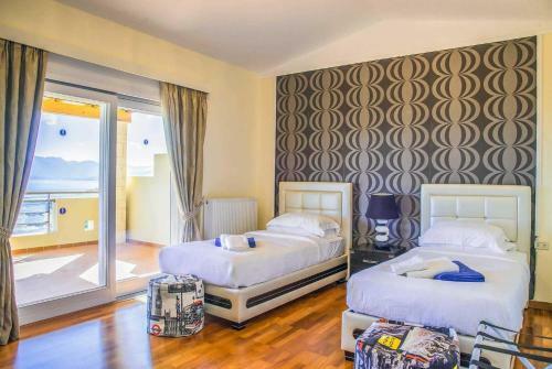 Katsikia Villa Sleeps 8 Air Con Wifi