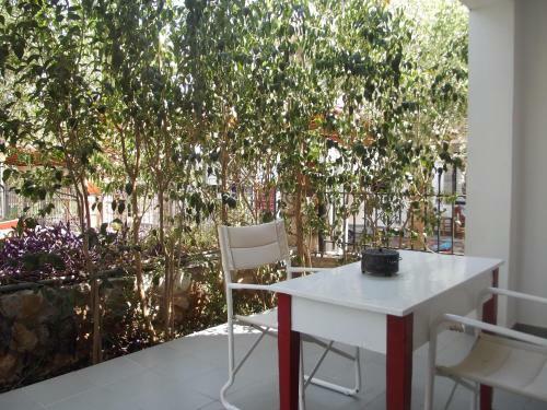 Kyfanta, Studios & Apartments