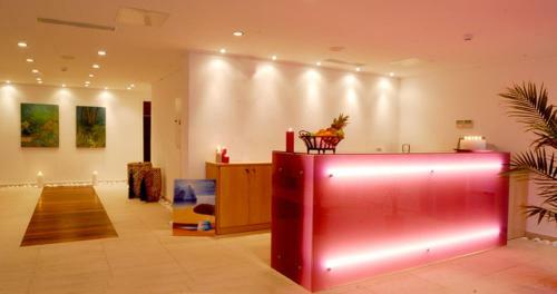 Hotel Kinetta Beach Resort And Spa