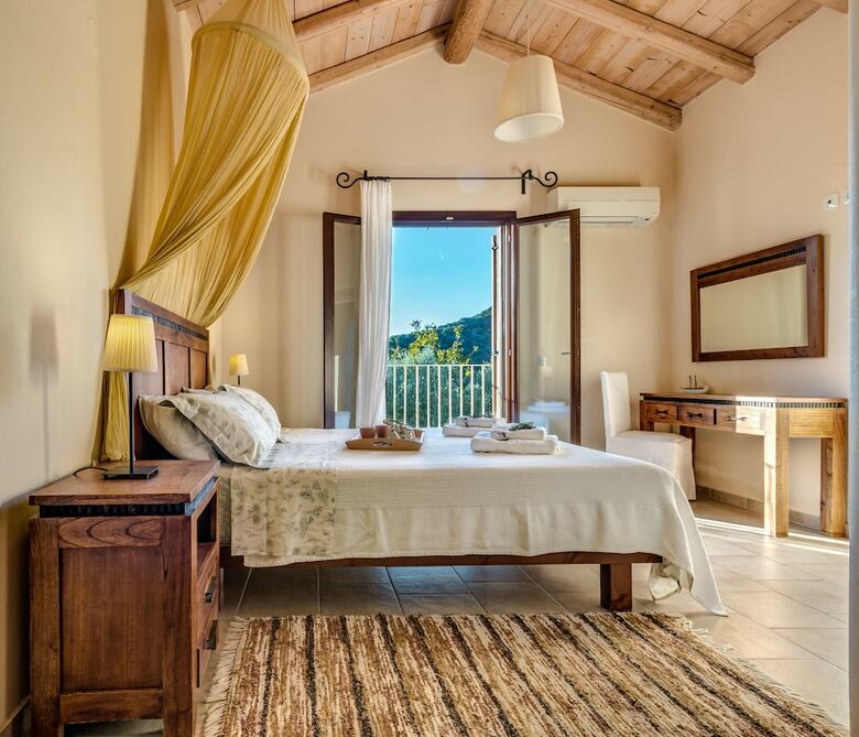 Mastrogiannis Villa Dafne