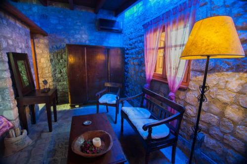 Hostal Nicolas Village Club