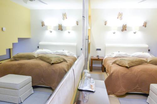 Hostal Vathyskia Guesthouse
