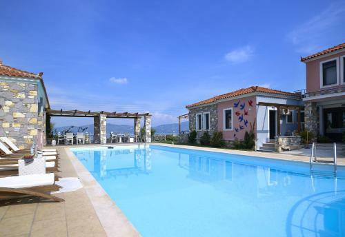 Aeolis Apartments & Studios