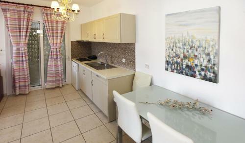 Nereids Apartments And Studios