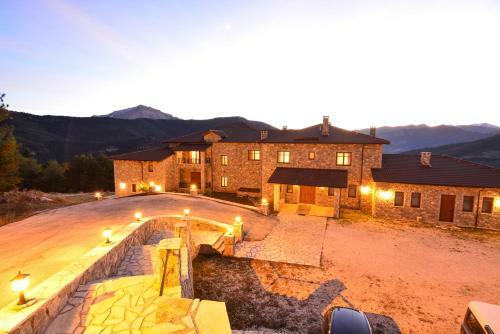 Hotel Karyatis Resort