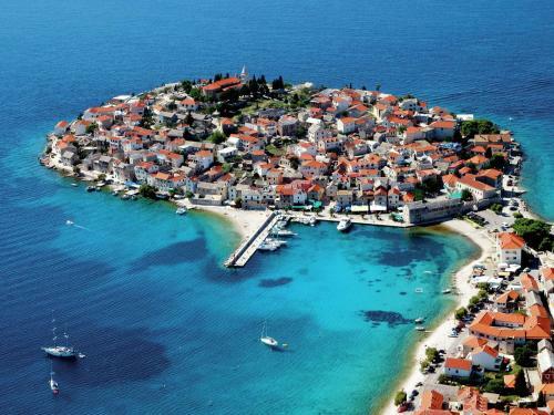 Modern Relaxing Villa In Zaton