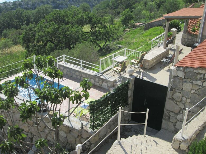 Village House Ana Dubravica