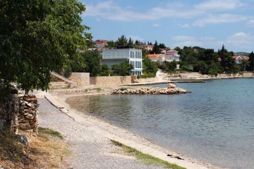 Apartments With A Parking Space Maslenica, Novigrad - 12636