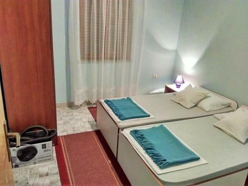 Apartments With A Parking Space Maslenica, Novigrad - 11384