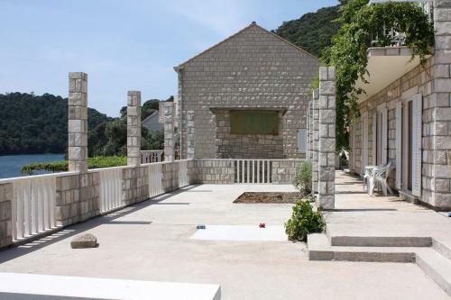 Apartments By The Sea Soline, Mljet - 403