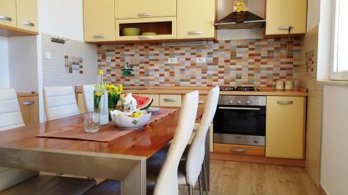 Cottage Holiday Home Makarska
