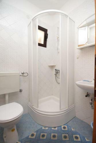 Apartments With A Parking Space Krvavica, Makarska - 6749