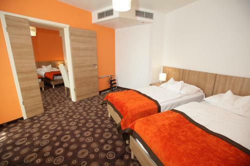 Hotel Kenese Bay Garden Resort & Conference