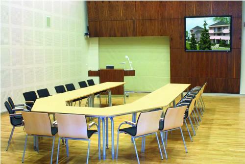 Hotel Kenese Bay Garden Resort & Conference