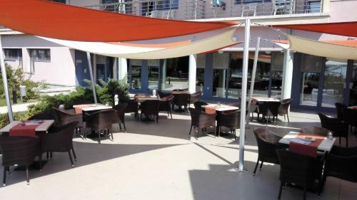 Hotel Kenese Bay Garden Resort & Conference