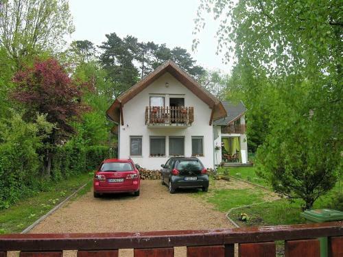 Apartment In Balatonszemes/balaton 27490
