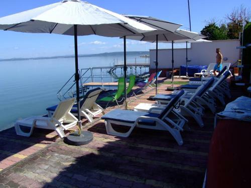Sunset Beach Apartmanh�z
