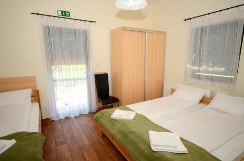 Bed & Breakfast Sz�rsz� Panzi�