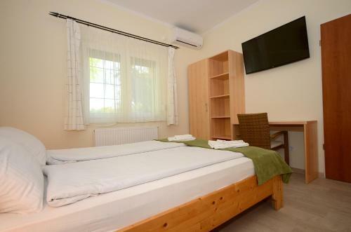 Bed & Breakfast Sz�rsz� Panzi�
