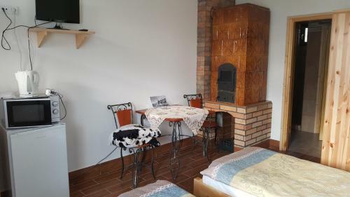 Hostal Geszteny�s Vend�gh�z