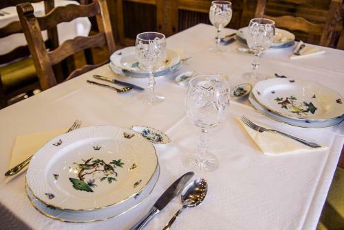 Hostal Zseri Vad�szh�z