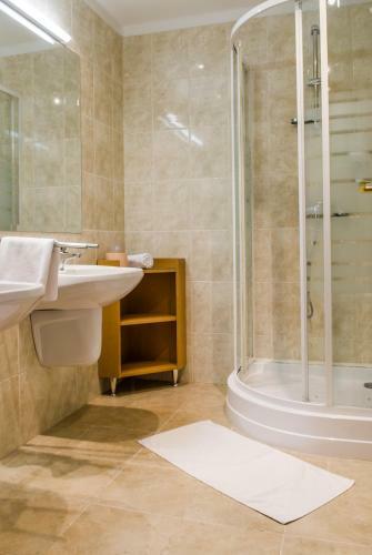 Hostal Zseri Vad�szh�z