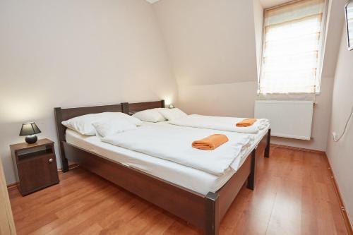 Zoli Apartmanok-v�ndor2 K�lcsey 34-36