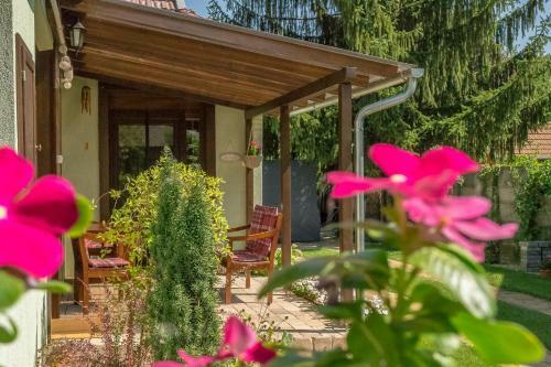 Csillagvir�g Apartman Gyula