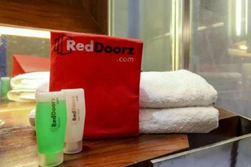 Hostal Reddoorz Near Politeknik Manado