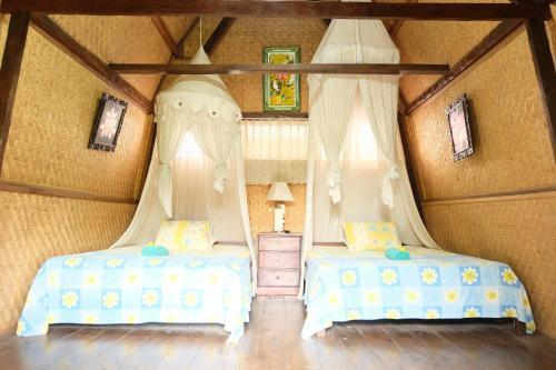 Hotel Kerti Beach Bungalow And Restaurant