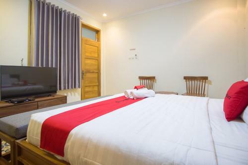 Hostal Reddoorz @ Letjend S. Parman Pacitan