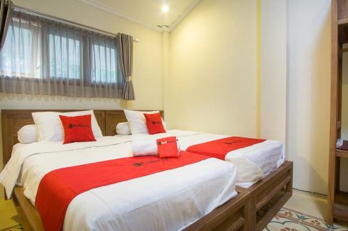 Hostal Reddoorz @ Letjend S. Parman Pacitan