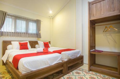 Hostal Reddoorz @ Letjend S. Parman Pacitan