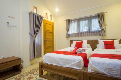 Hostal Reddoorz @ Letjend S. Parman Pacitan