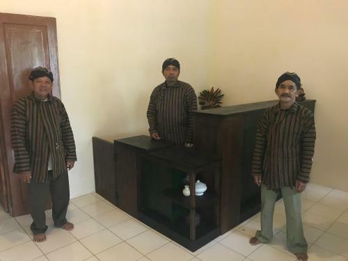 Hostal Reddoorz @ Letjend S. Parman Pacitan