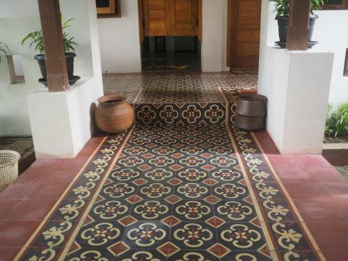 Hostal Reddoorz @ Letjend S. Parman Pacitan