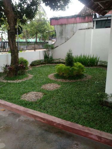 Hostal Reddoorz @ Letjend S. Parman Pacitan