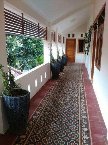 Hostal Reddoorz @ Letjend S. Parman Pacitan