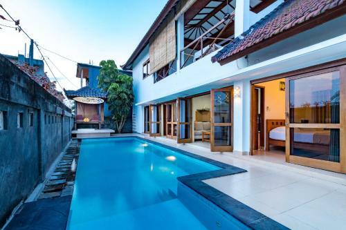 Hostal Medewi Surf Villa