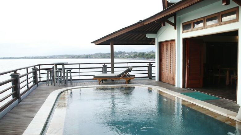 Hotel Bombora Medewi Wavelodge