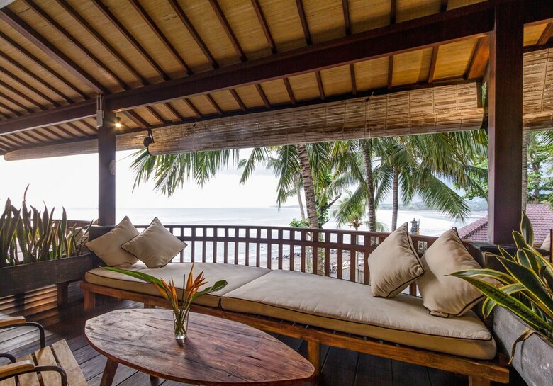 Hotel Bombora Medewi Wavelodge