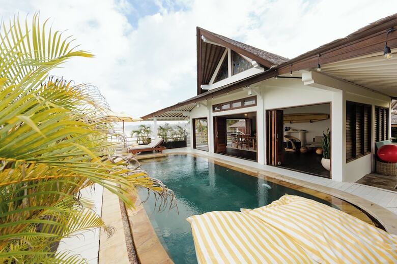 Hotel Bombora Medewi Wavelodge