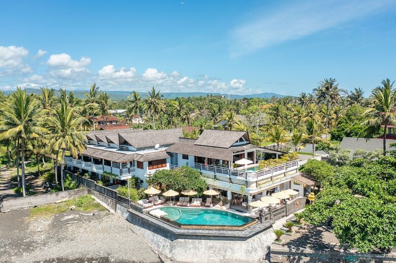 Hotel Bombora Medewi Wavelodge